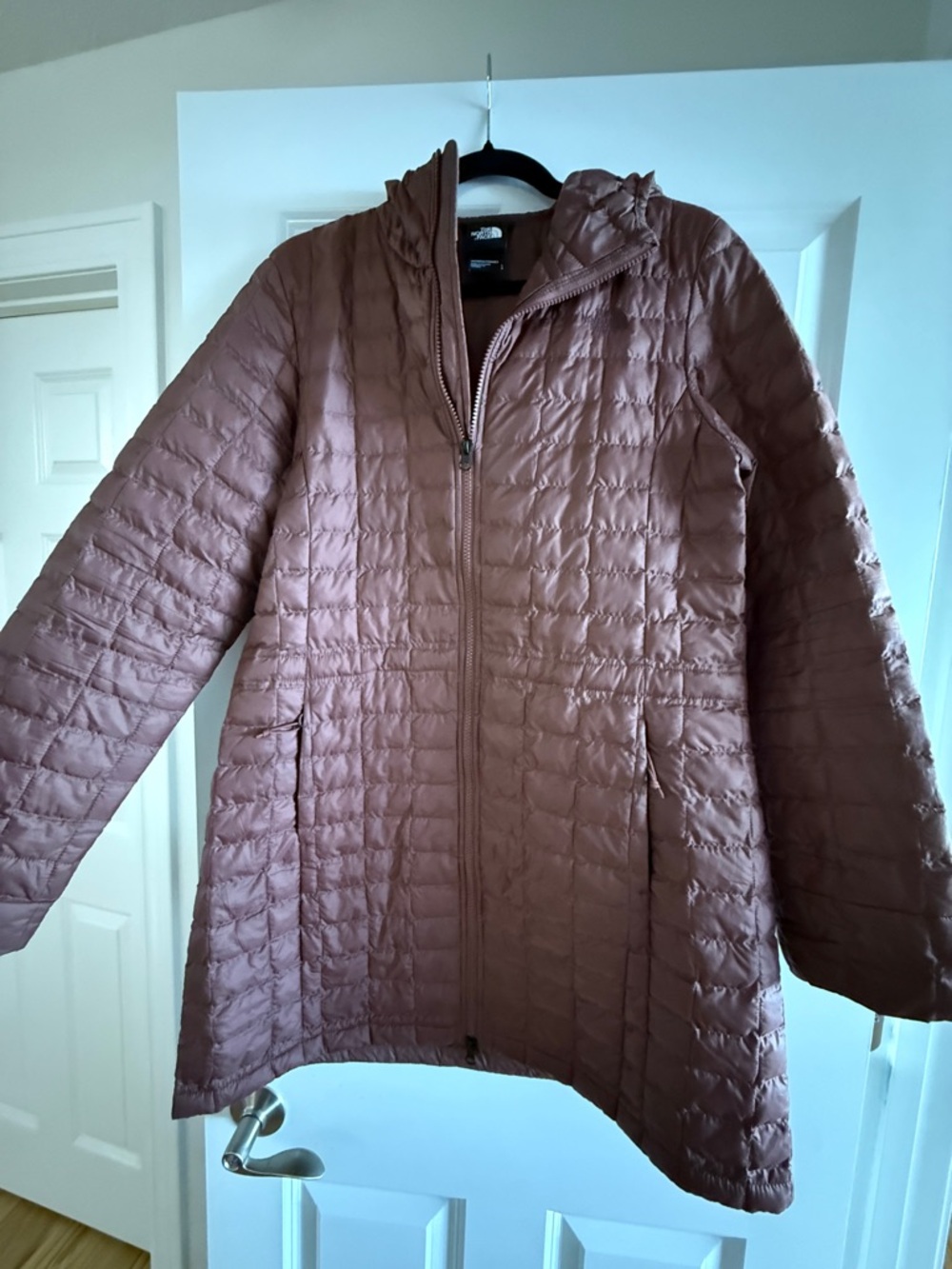 The North Face Women's Quilted Puffer Jacket - Dusty Rose